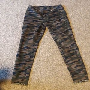 Maurices Camo Jeggings